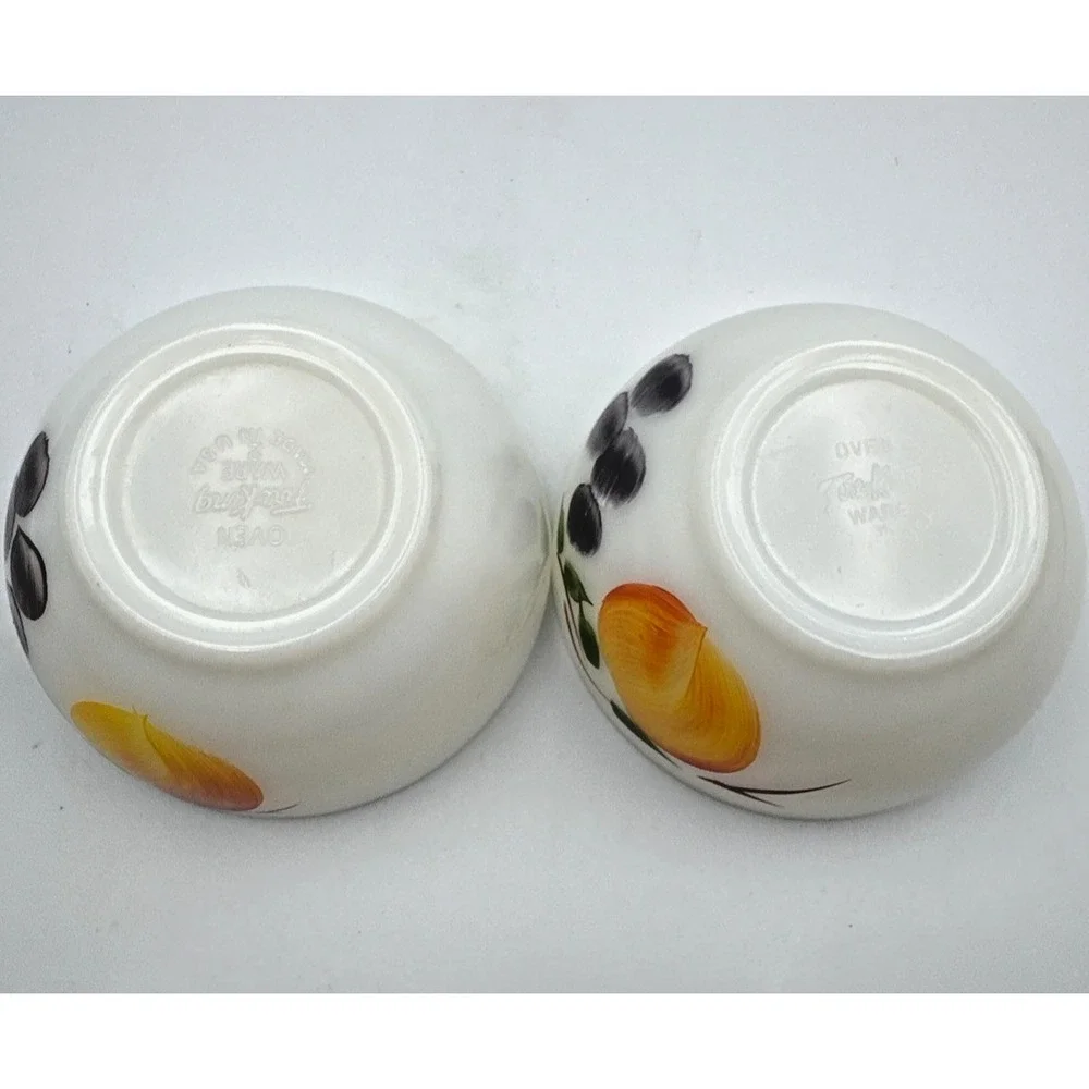 Fire King Anchor Hocking Gay Fad Fruit Pattern Milk Glass 8 Piece Set.‎